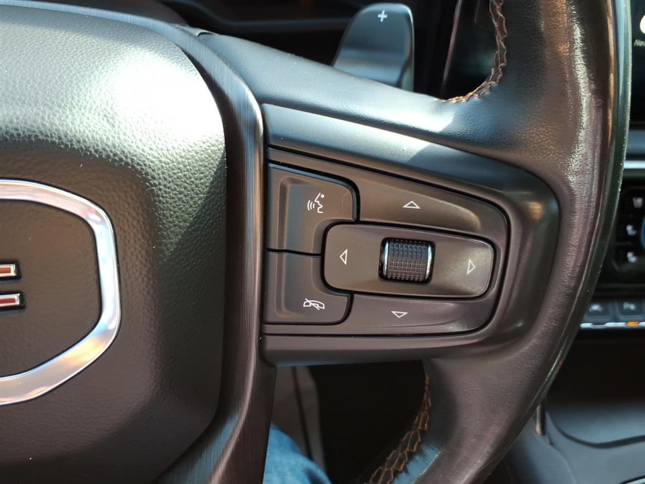 GMC Sierra 1500 4WD Crew Cab 147" AT4 2024