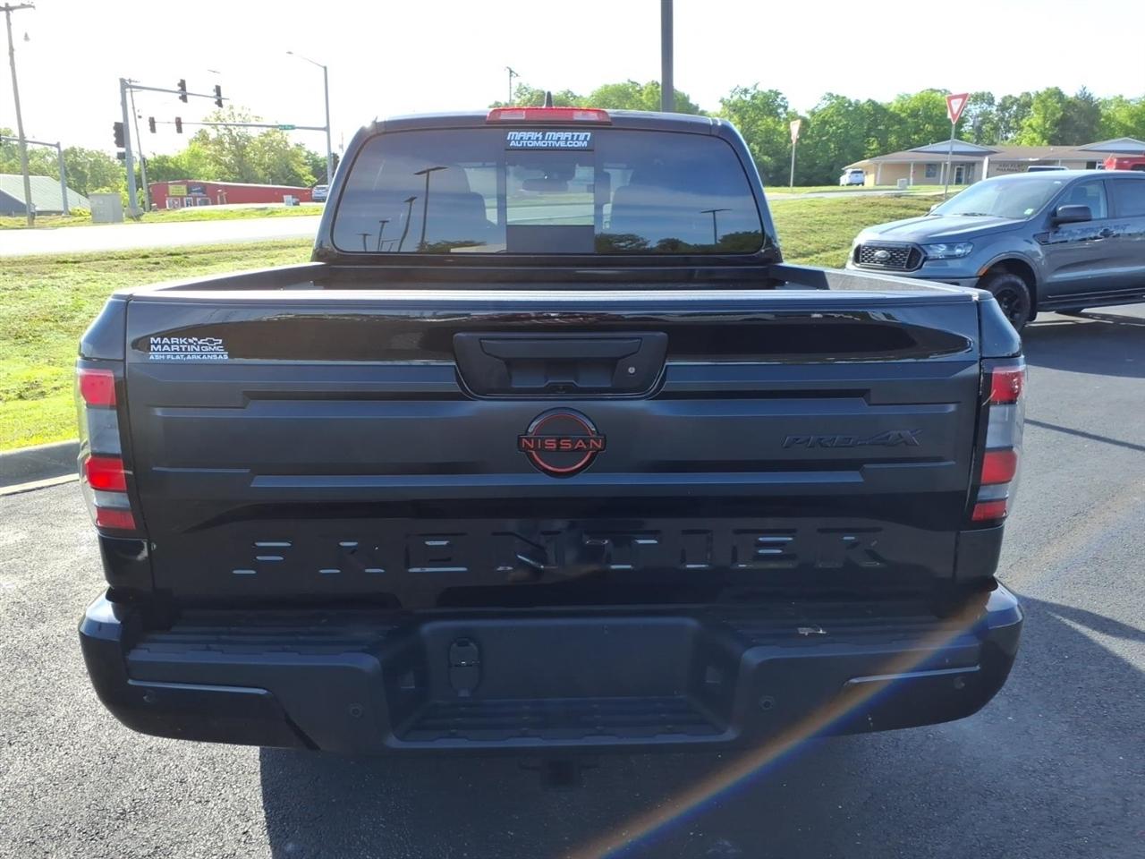 Nissan Frontier Crew Cab 4x4 PRO-4X 2026