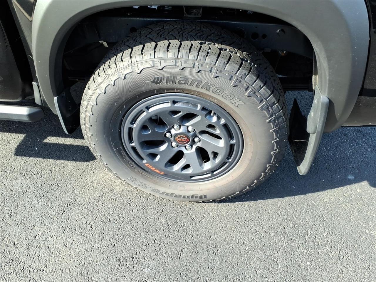 Nissan Frontier Crew Cab 4x4 PRO-4X 2026