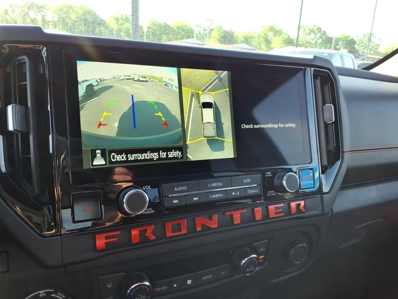 Nissan Frontier Crew Cab 4x4 PRO-4X 2026