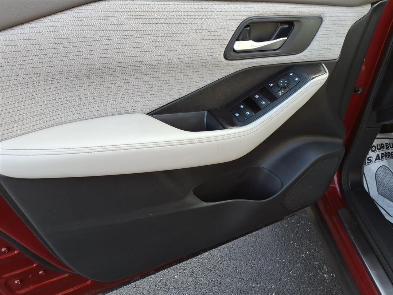 Nissan Rogue FWD SV 2023