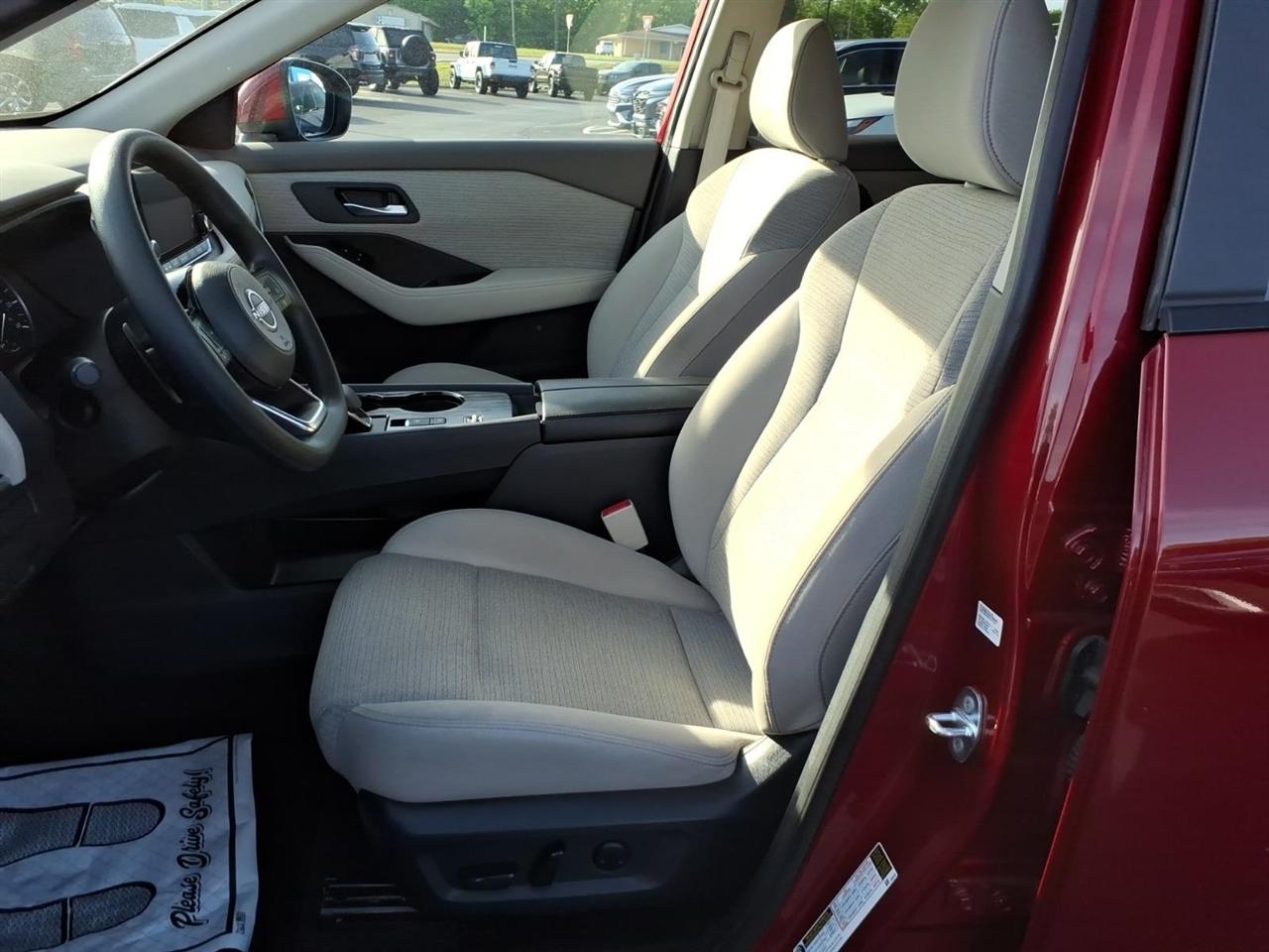 Nissan Rogue FWD SV 2023