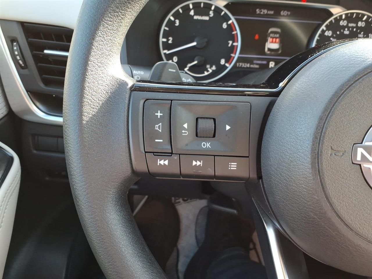 Nissan Rogue FWD SV 2023