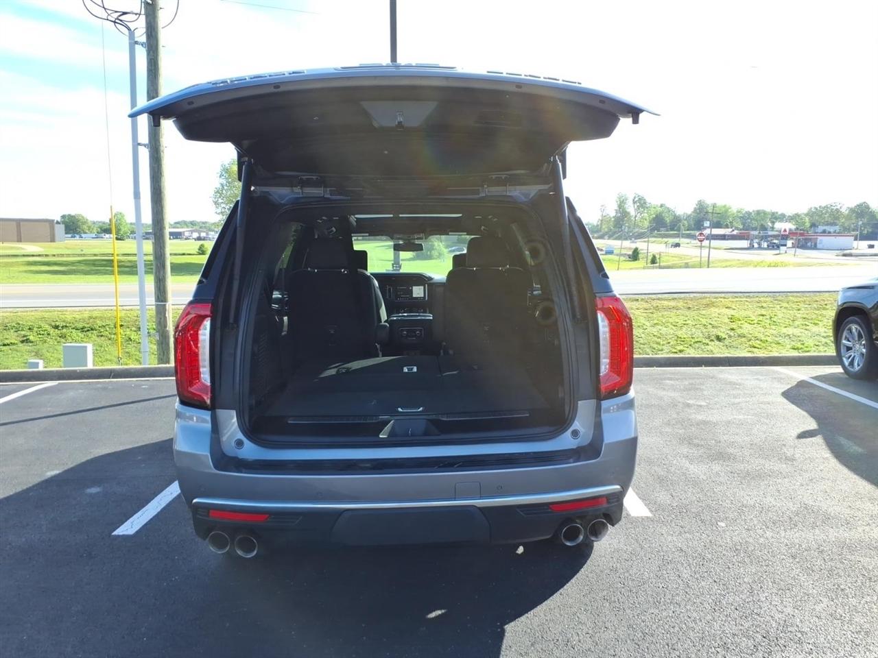 GMC Yukon 4WD 4dr Denali 2021