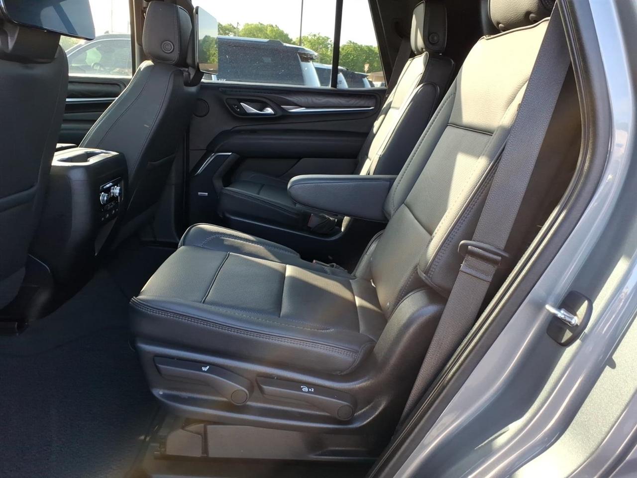 GMC Yukon 4WD 4dr Denali 2021