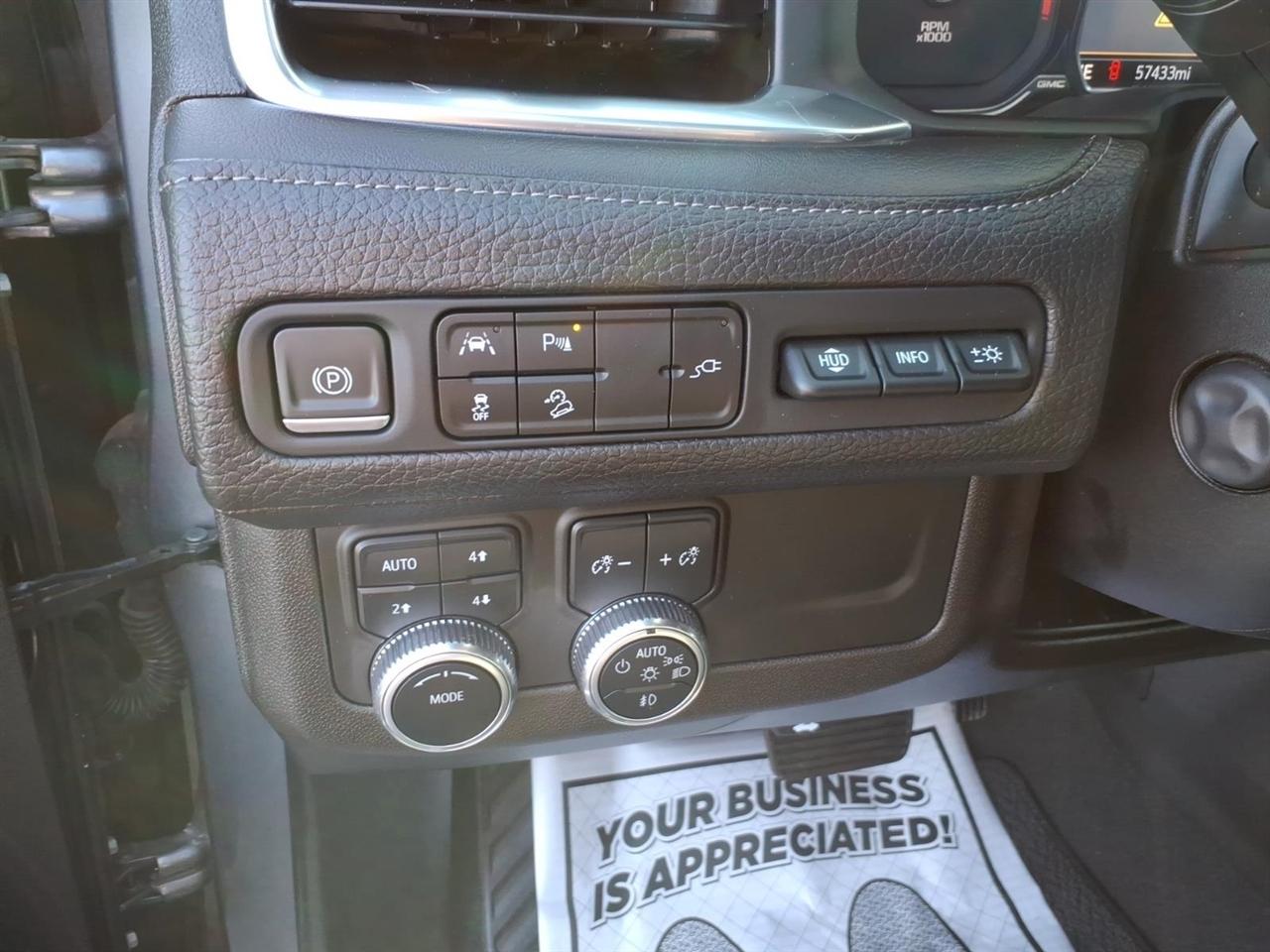 GMC Yukon 4WD 4dr Denali 2021