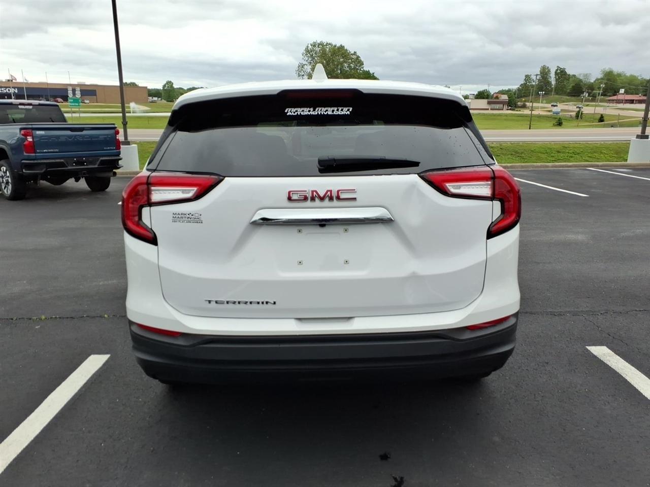 GMC Terrain FWD 4dr SLE 2022