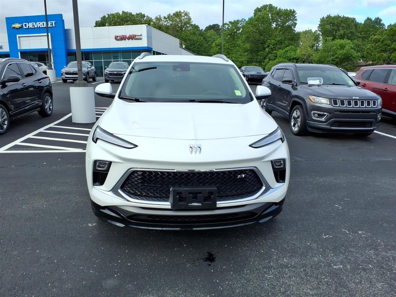 Buick Encore GX FWD 4dr Sport Touring 2024