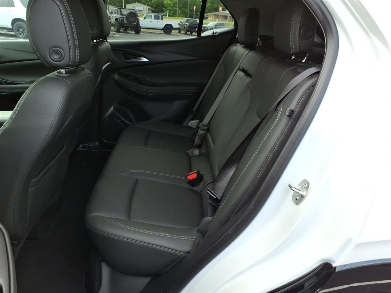 Buick Encore GX FWD 4dr Sport Touring 2024