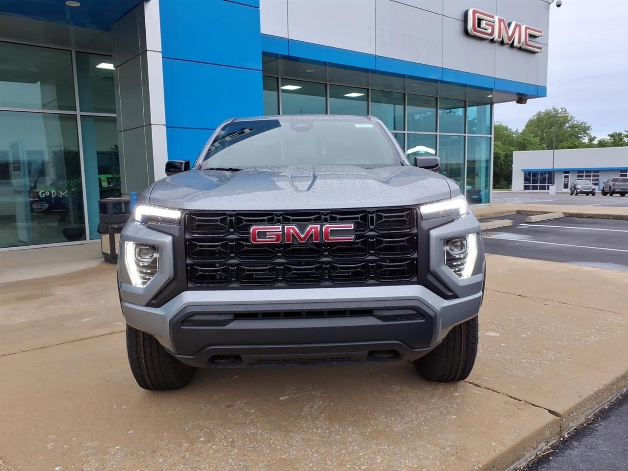 GMC Canyon 2WD Crew Cab Elevation 2026