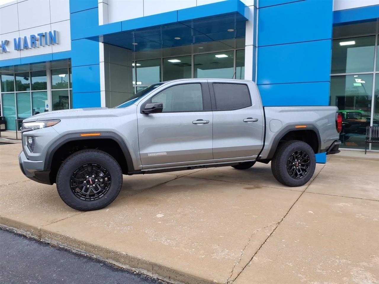 GMC Canyon 2WD Crew Cab Elevation 2026