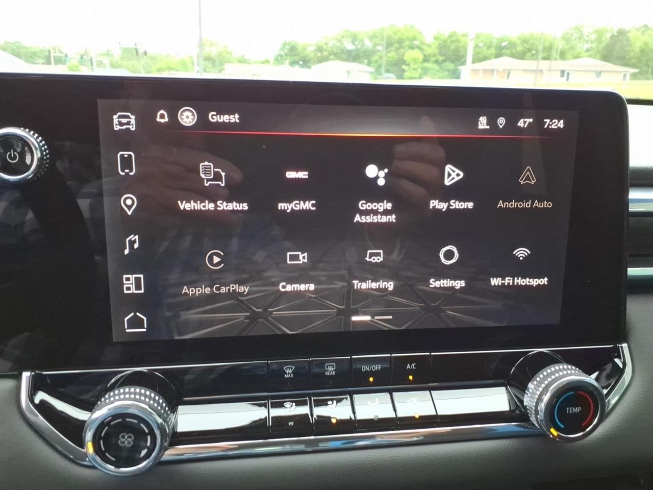 GMC Canyon 2WD Crew Cab Elevation 2026