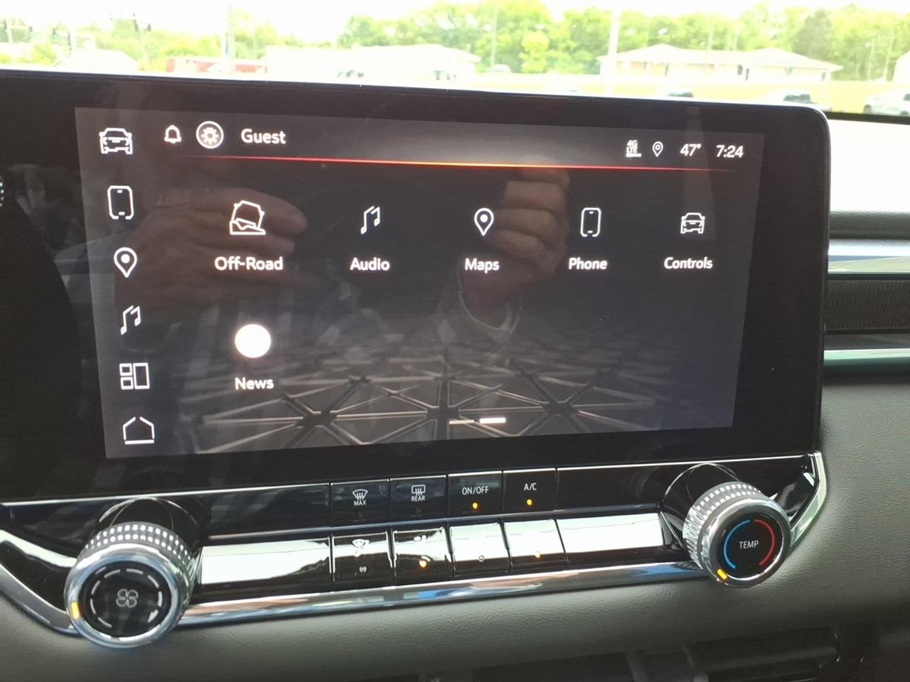 GMC Canyon 2WD Crew Cab Elevation 2026