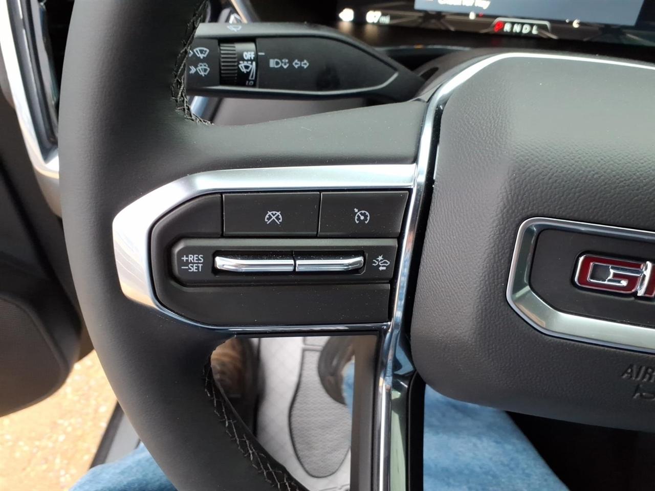 GMC Canyon 2WD Crew Cab Elevation 2026