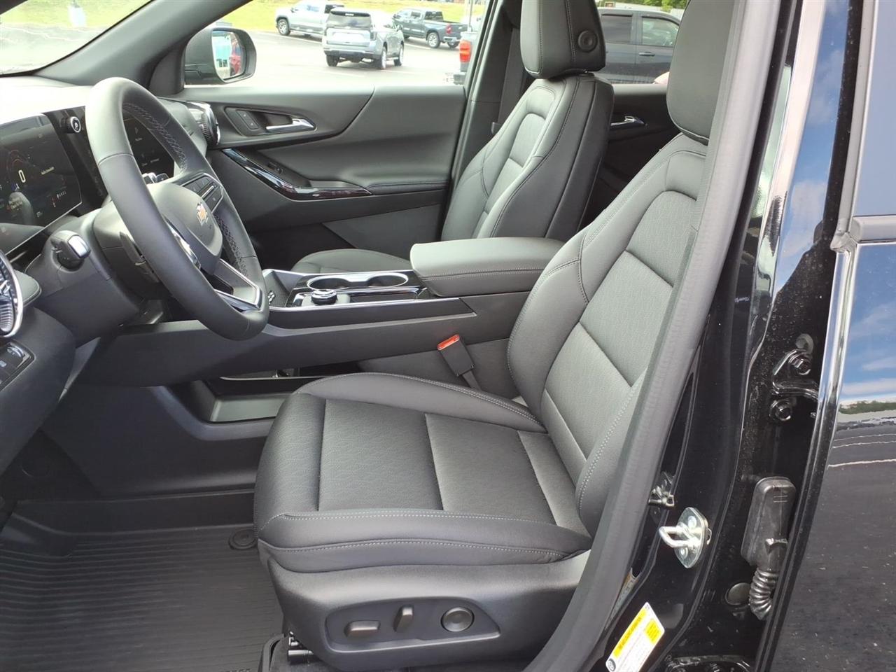 Chevrolet Equinox FWD 4dr LT w/1LT 2026