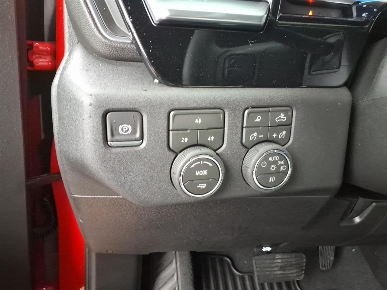 Chevrolet Silverado 2500HD 4WD Crew Cab 159" LT 2026
