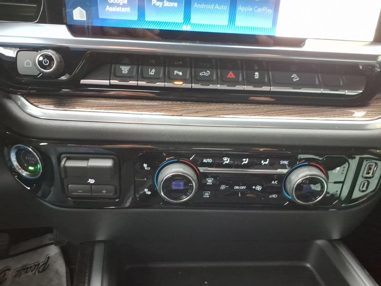 Chevrolet Silverado 2500HD 4WD Crew Cab 159" LT 2026