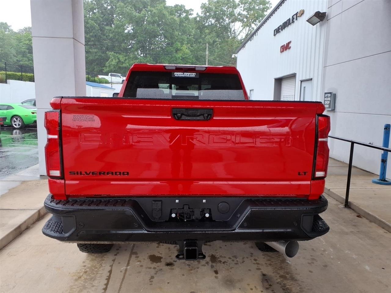 Chevrolet Silverado 2500HD 4WD Crew Cab 159" LT 2026