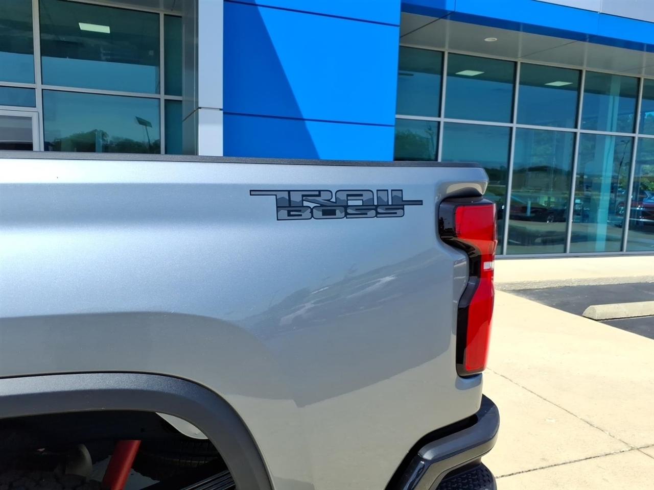 Chevrolet Silverado 2500HD 4WD Crew Cab 159" LT 2026
