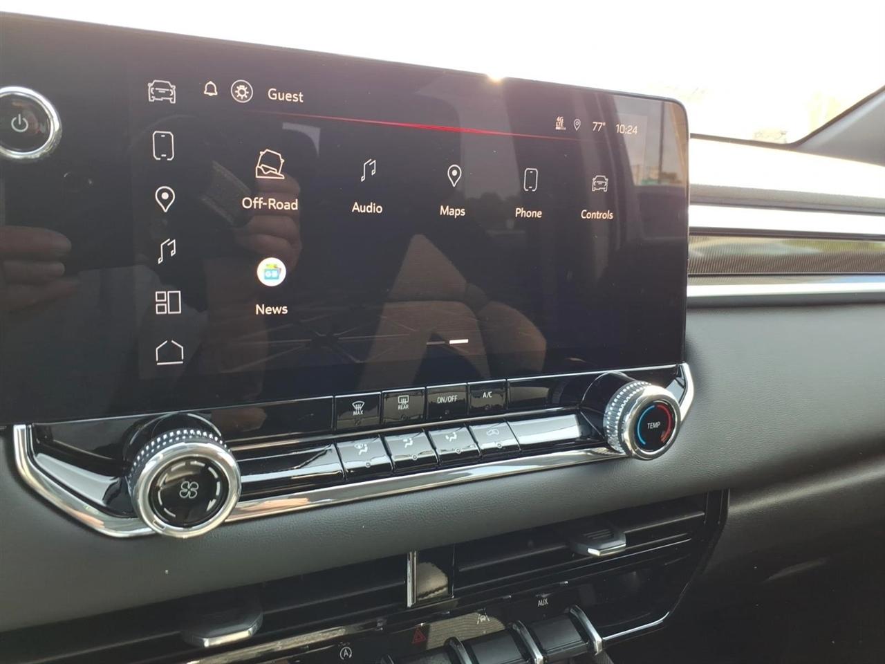 GMC Canyon 2WD Crew Cab Elevation 2026