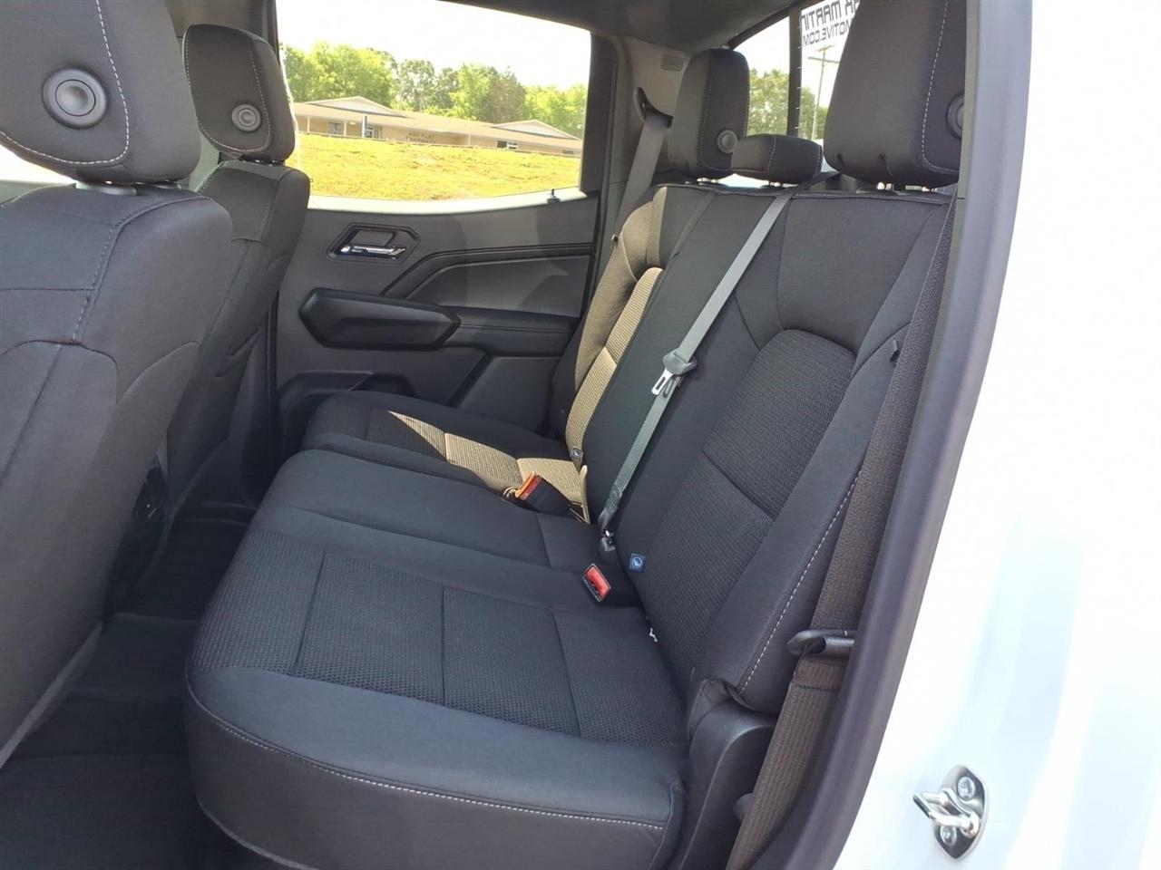 GMC Canyon 2WD Crew Cab Elevation 2026