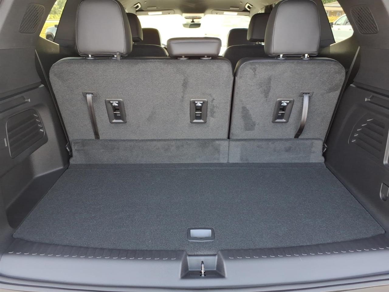 GMC Acadia FWD 4dr Elevation 2026