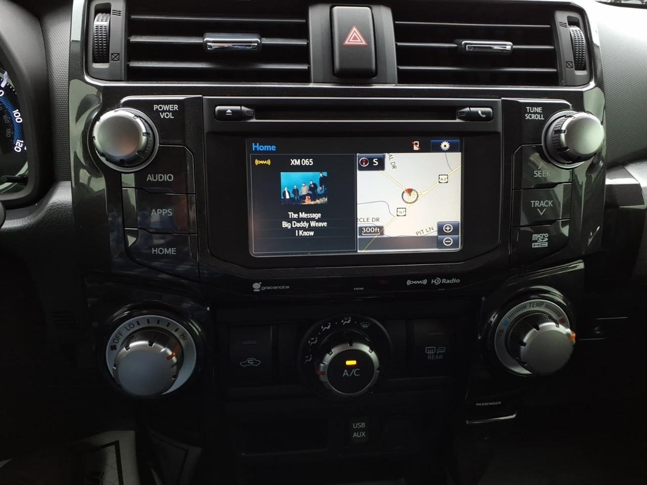 Toyota 4Runner TRD Off Road Premium 4WD (Natl) 2018
