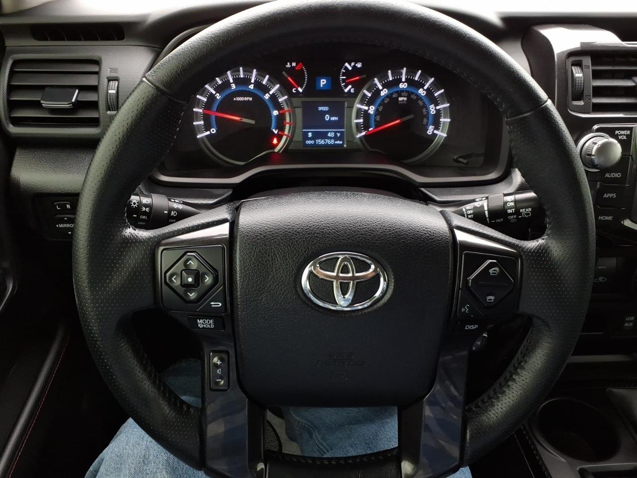 Toyota 4Runner TRD Off Road Premium 4WD (Natl) 2018