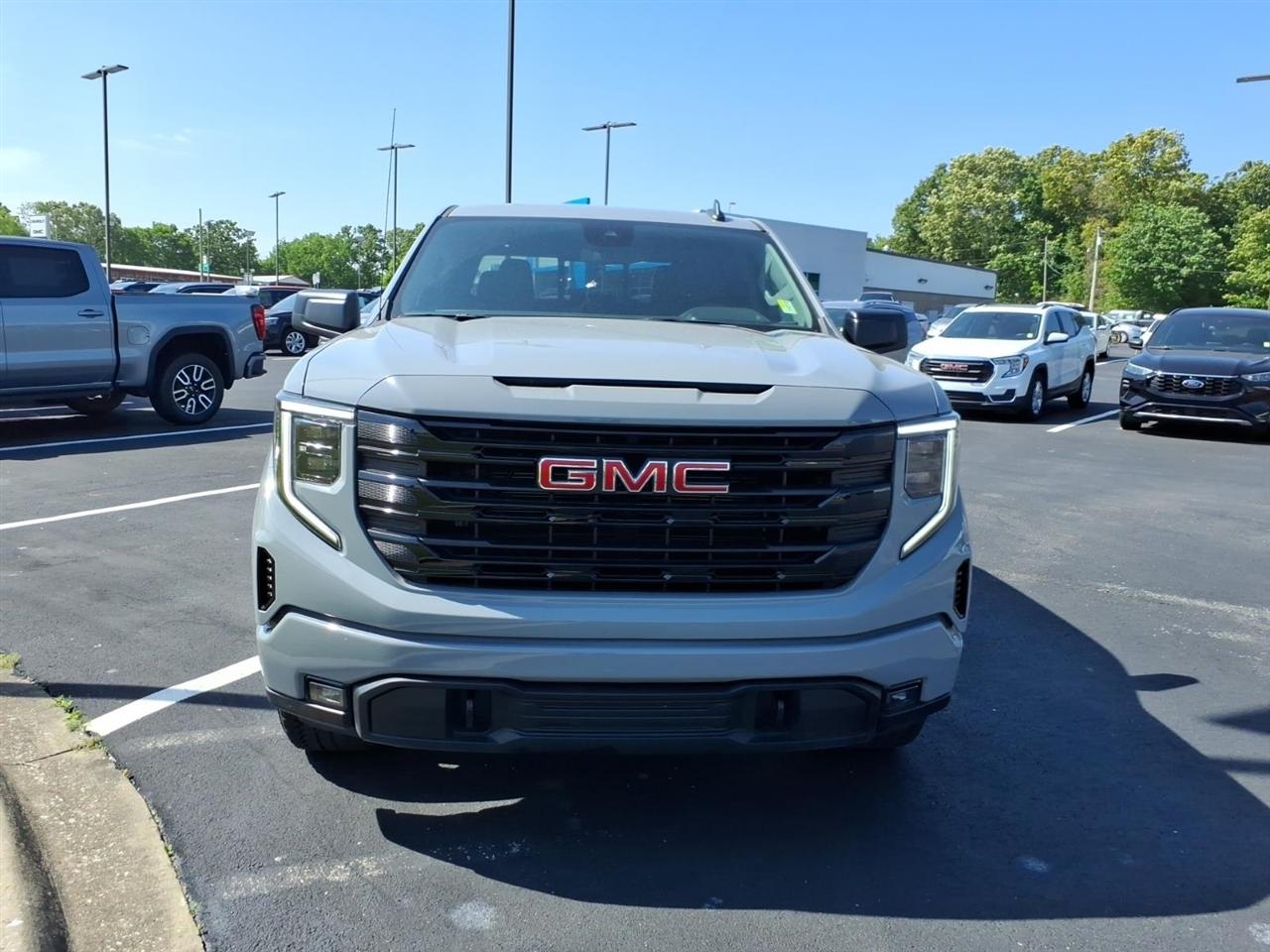 GMC Sierra 1500 4WD Crew Cab 147" Elevation w/3SB 2024