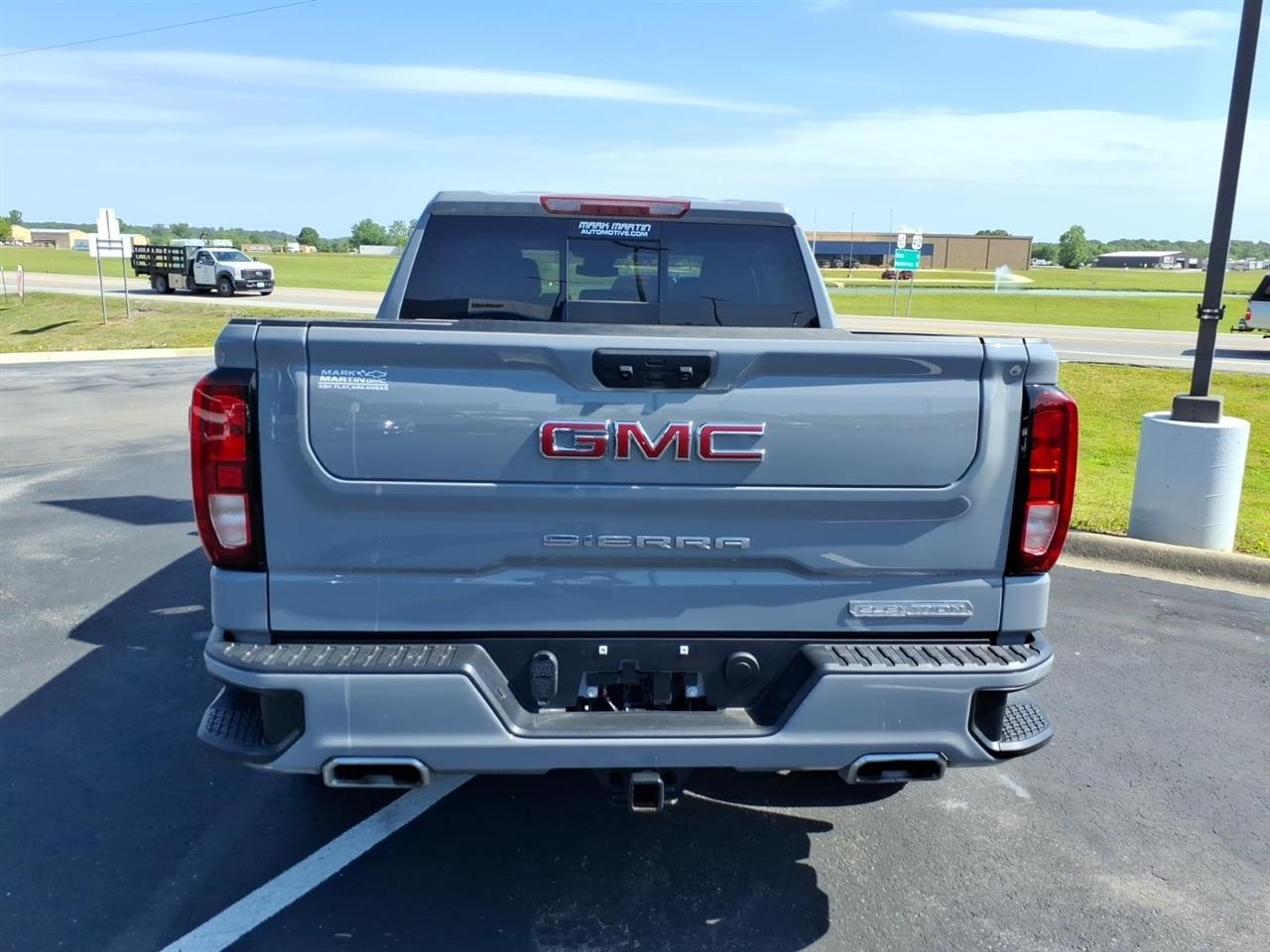 GMC Sierra 1500 4WD Crew Cab 147" Elevation w/3SB 2024