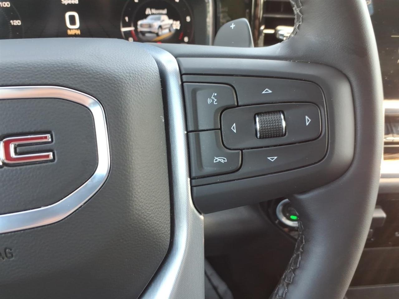 GMC Sierra 1500 4WD Crew Cab 147" Elevation w/3SB 2024