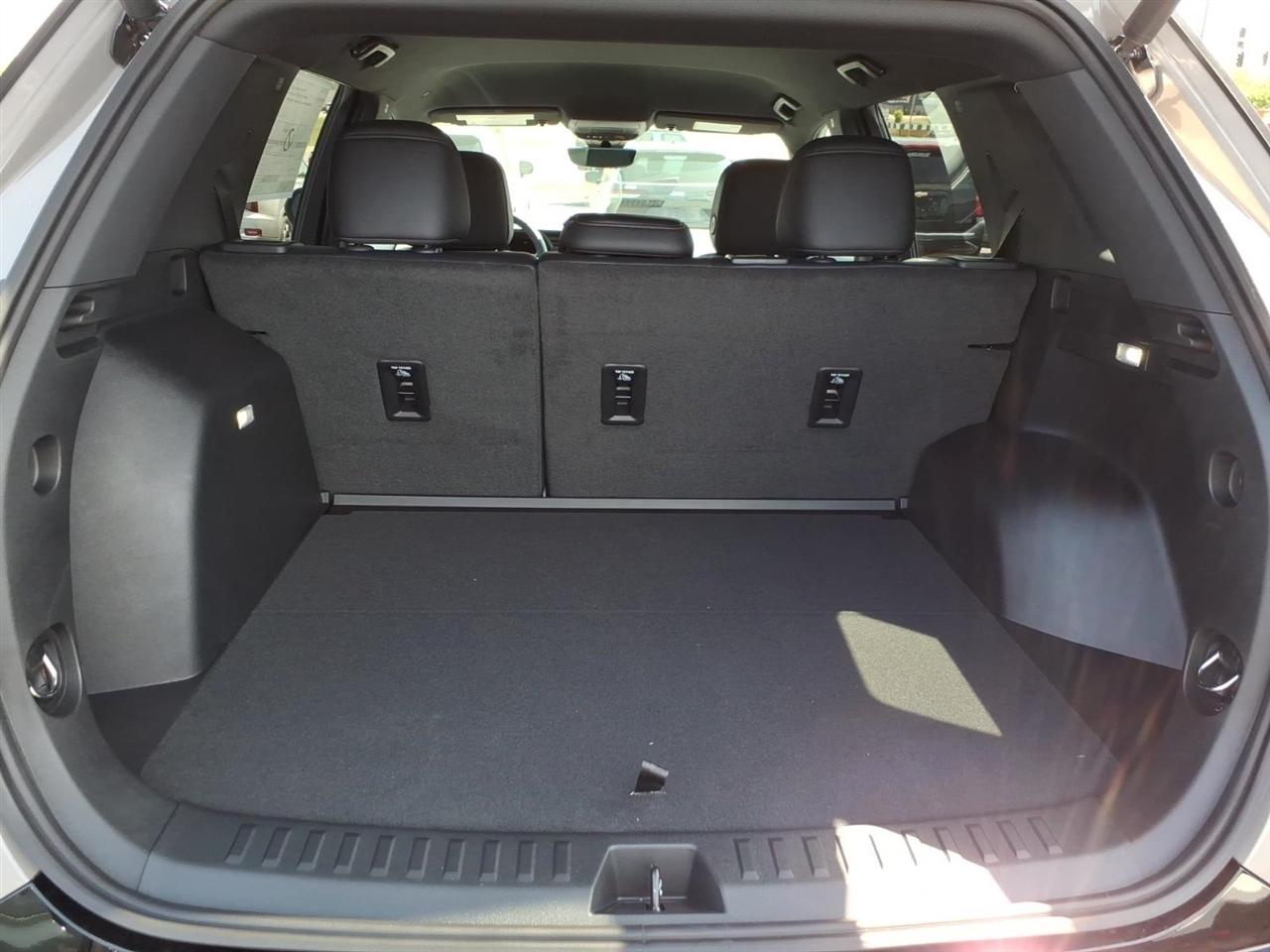 GMC Terrain AWD 4dr AT4 2026