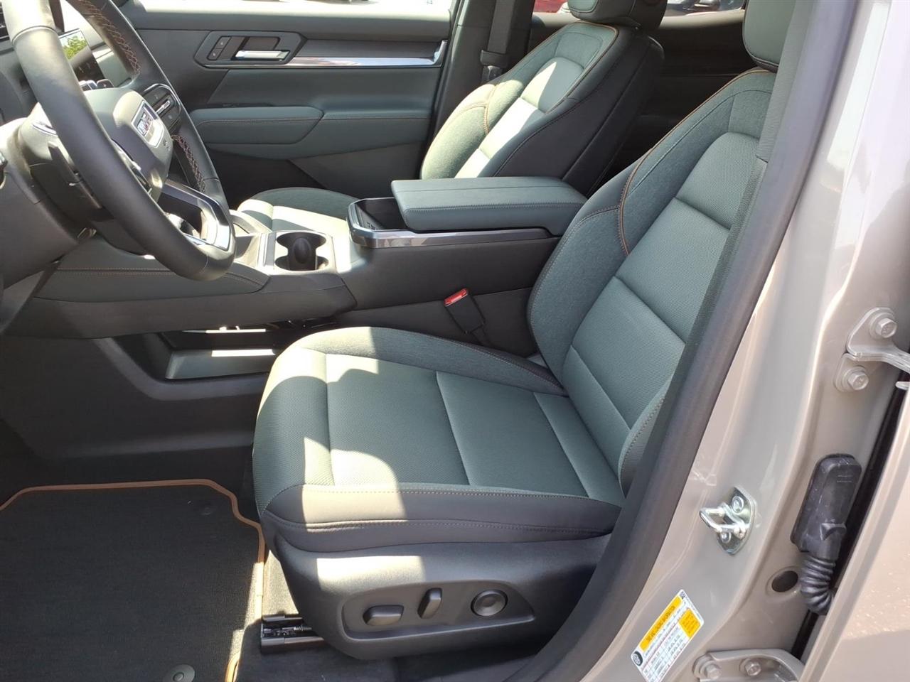 GMC Terrain AWD 4dr AT4 2026