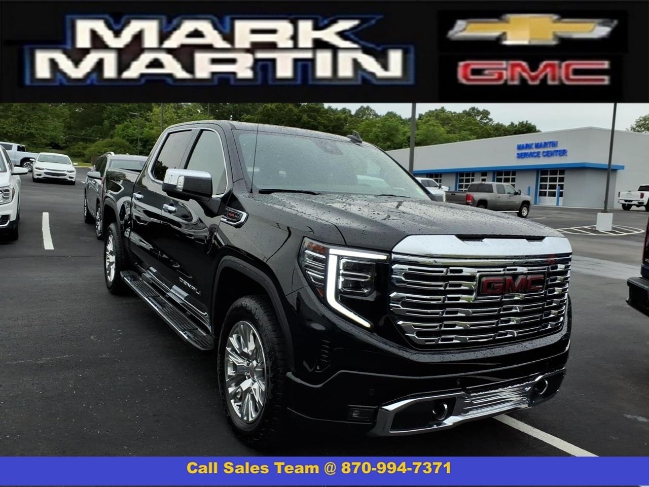 GMC Sierra 1500 4WD Crew Cab 147" Denali 2024