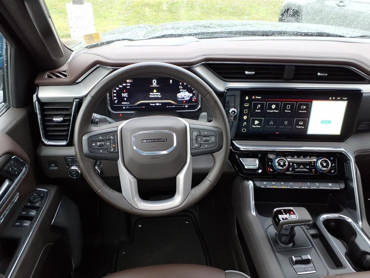 GMC Sierra 1500 4WD Crew Cab 147" Denali 2024