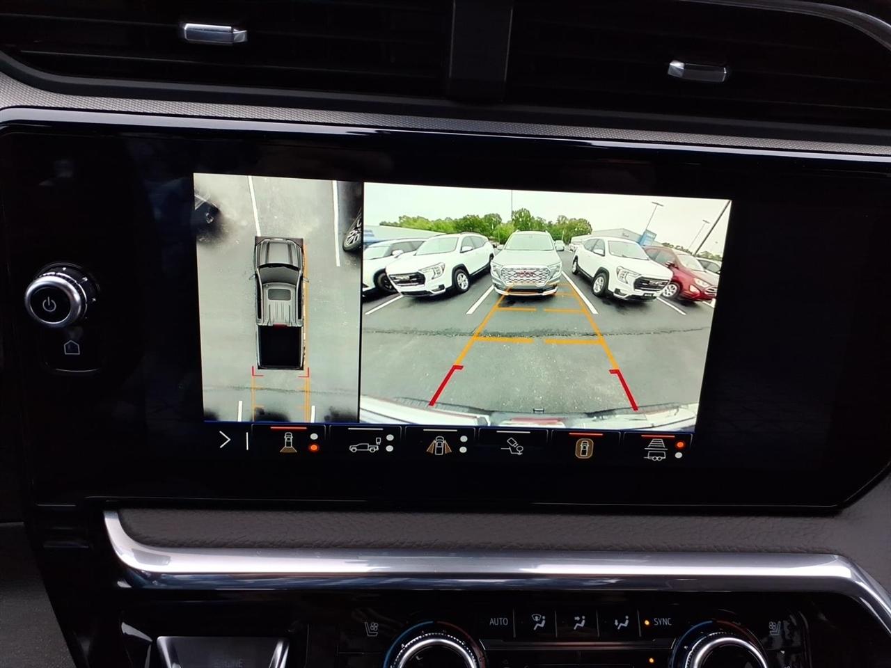 GMC Sierra 1500 4WD Crew Cab 147" Denali 2024