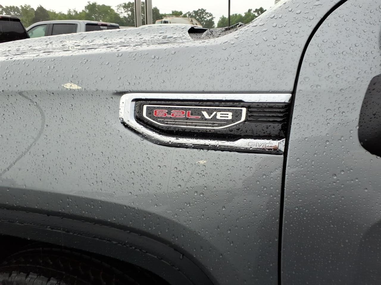 GMC Sierra 1500 4WD Crew Cab 147" Denali 2026