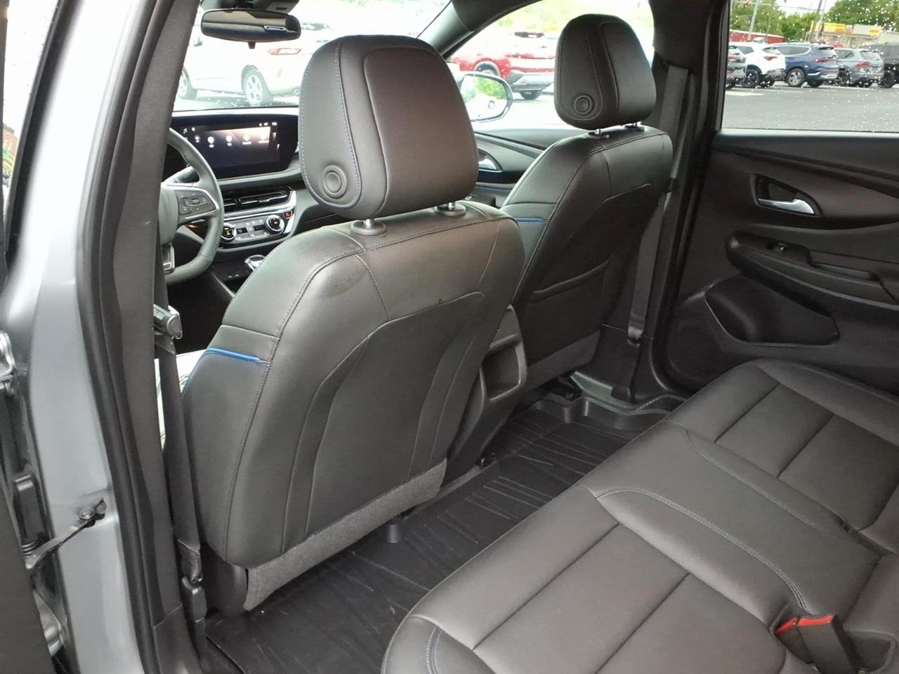 Buick Envista FWD 4dr Sport Touring 2025