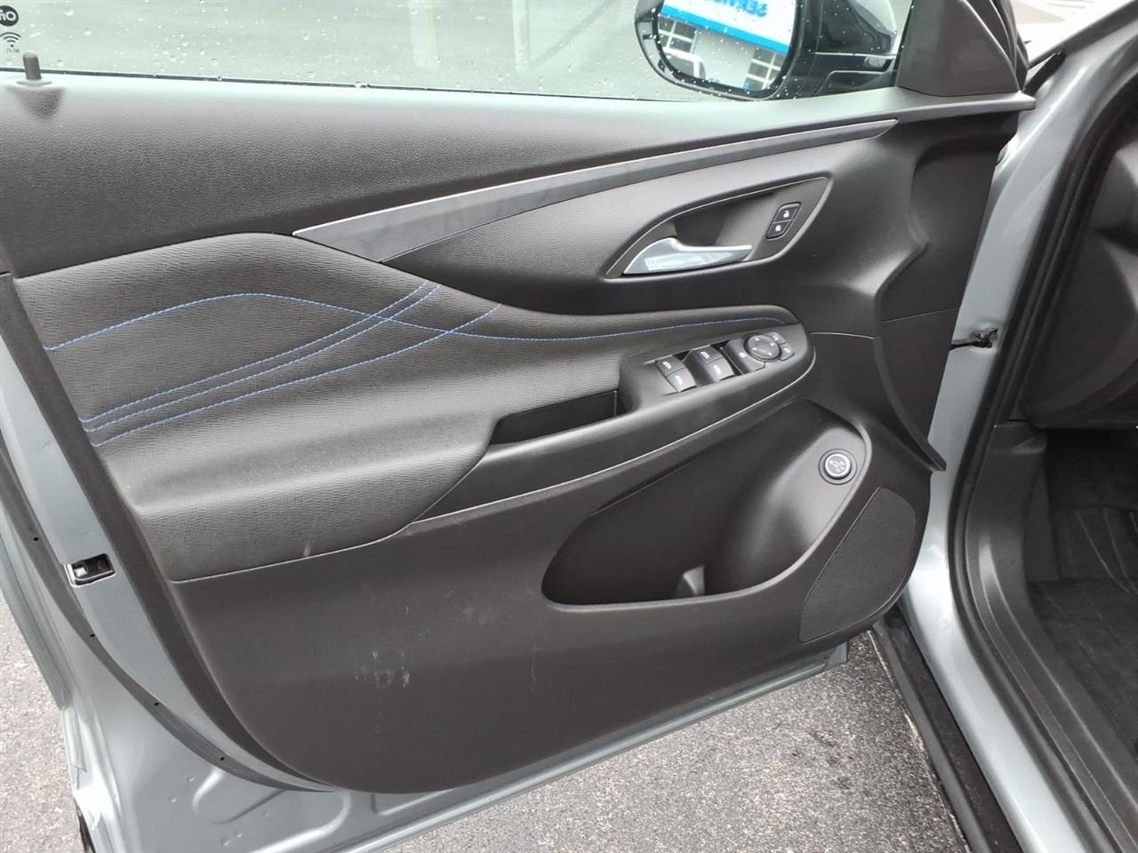 Buick Envista FWD 4dr Sport Touring 2025