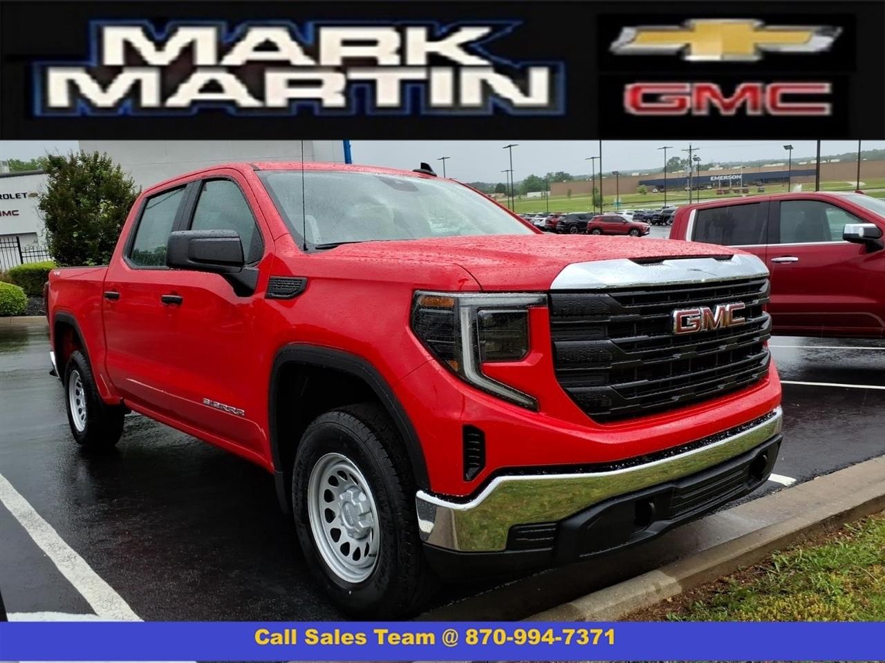 GMC Sierra 1500 4WD Crew Cab 147" Pro 2026