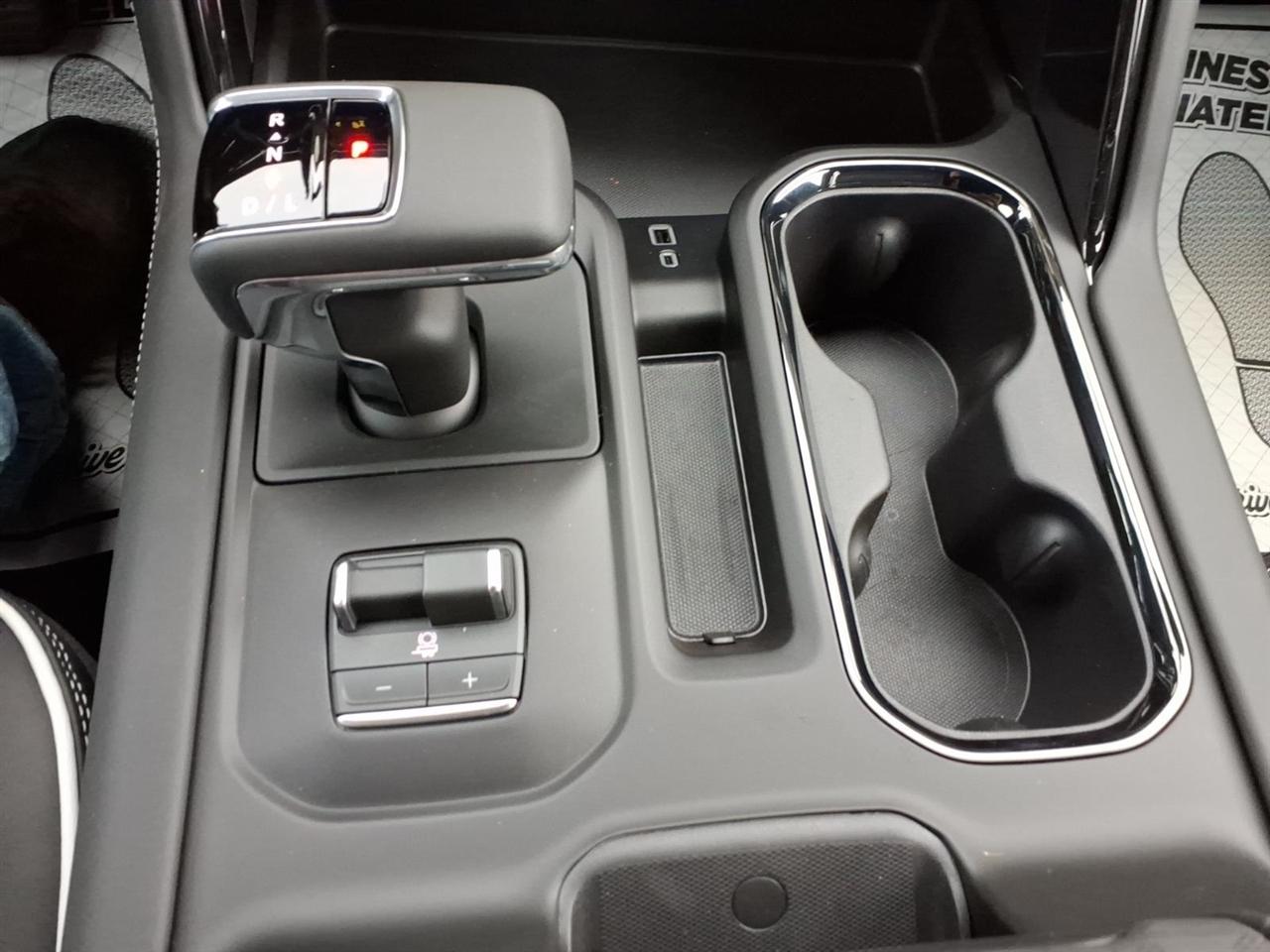 GMC Sierra 1500 4WD Crew Cab 147" AT4X 2026