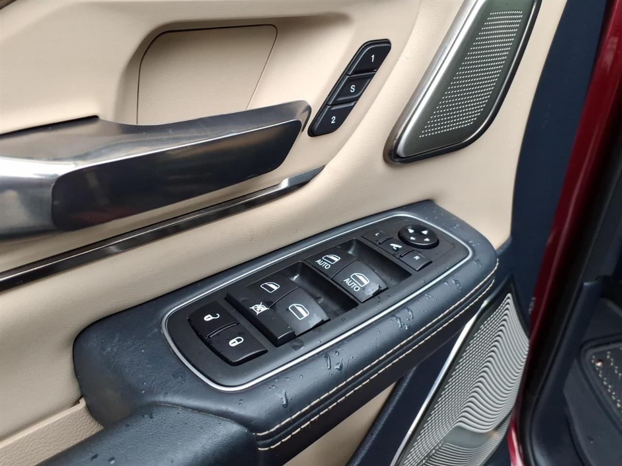 RAM 1500 Limited 4x4 Crew Cab 5'7" Box 2020
