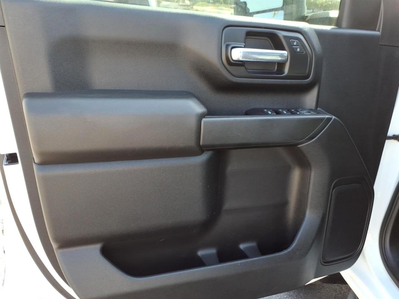 Chevrolet Silverado 2500HD 4WD Crew Cab 159" Custom 2021