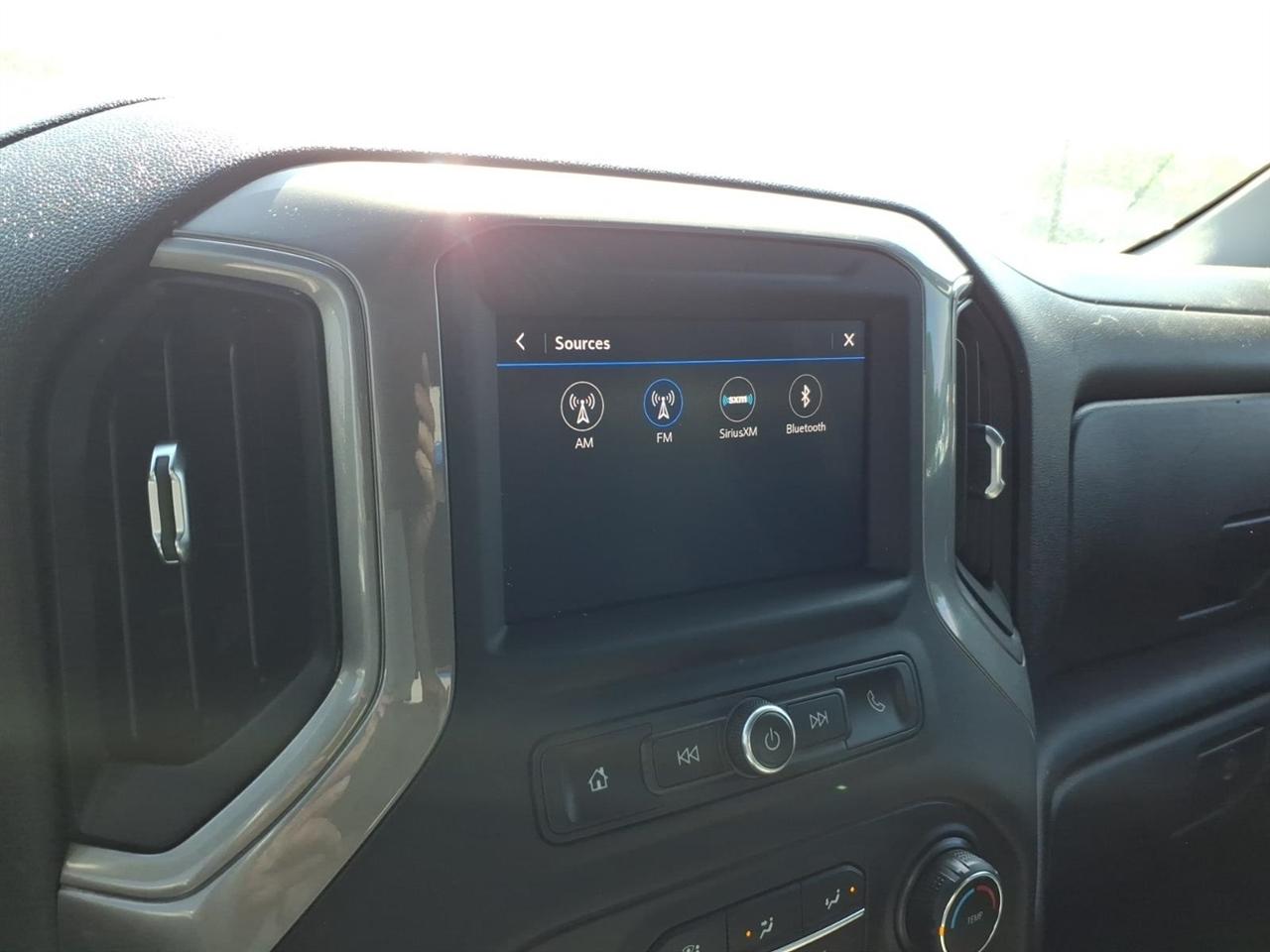 Chevrolet Silverado 2500HD 4WD Crew Cab 159" Custom 2021