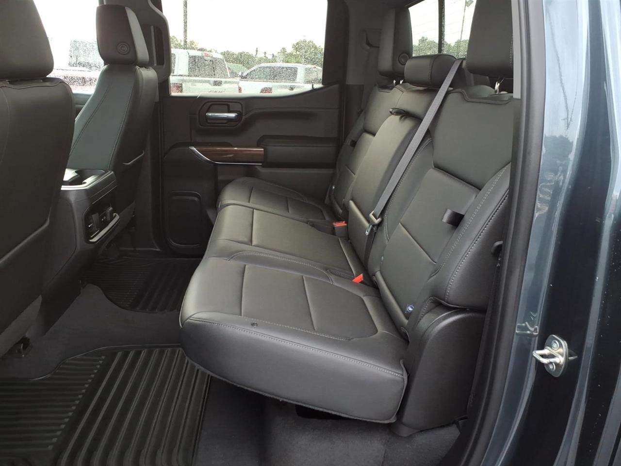 Chevrolet Silverado 1500 4WD Crew Cab 147" RST 2019