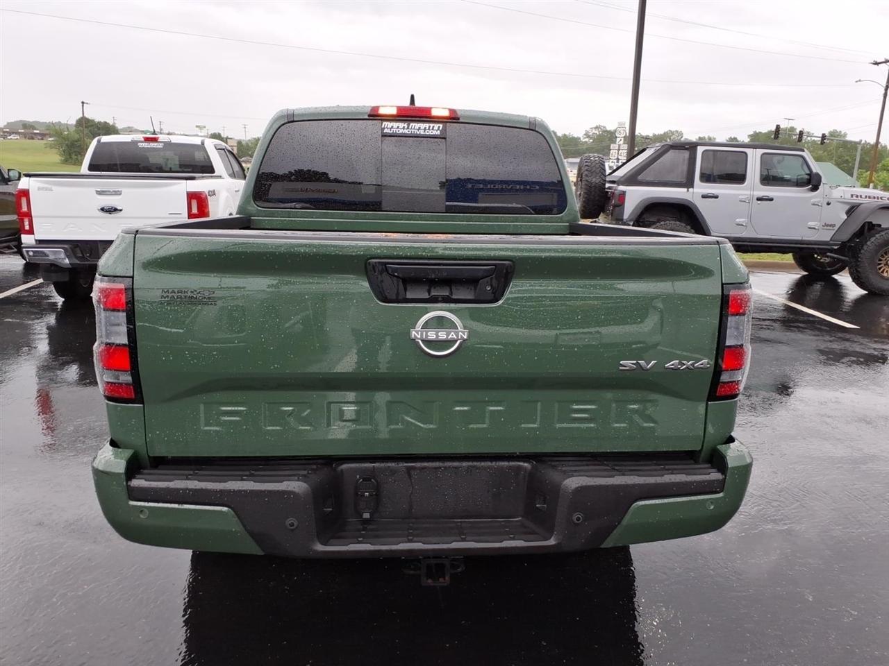 Nissan Frontier Crew Cab 4x4 SV Auto 2023