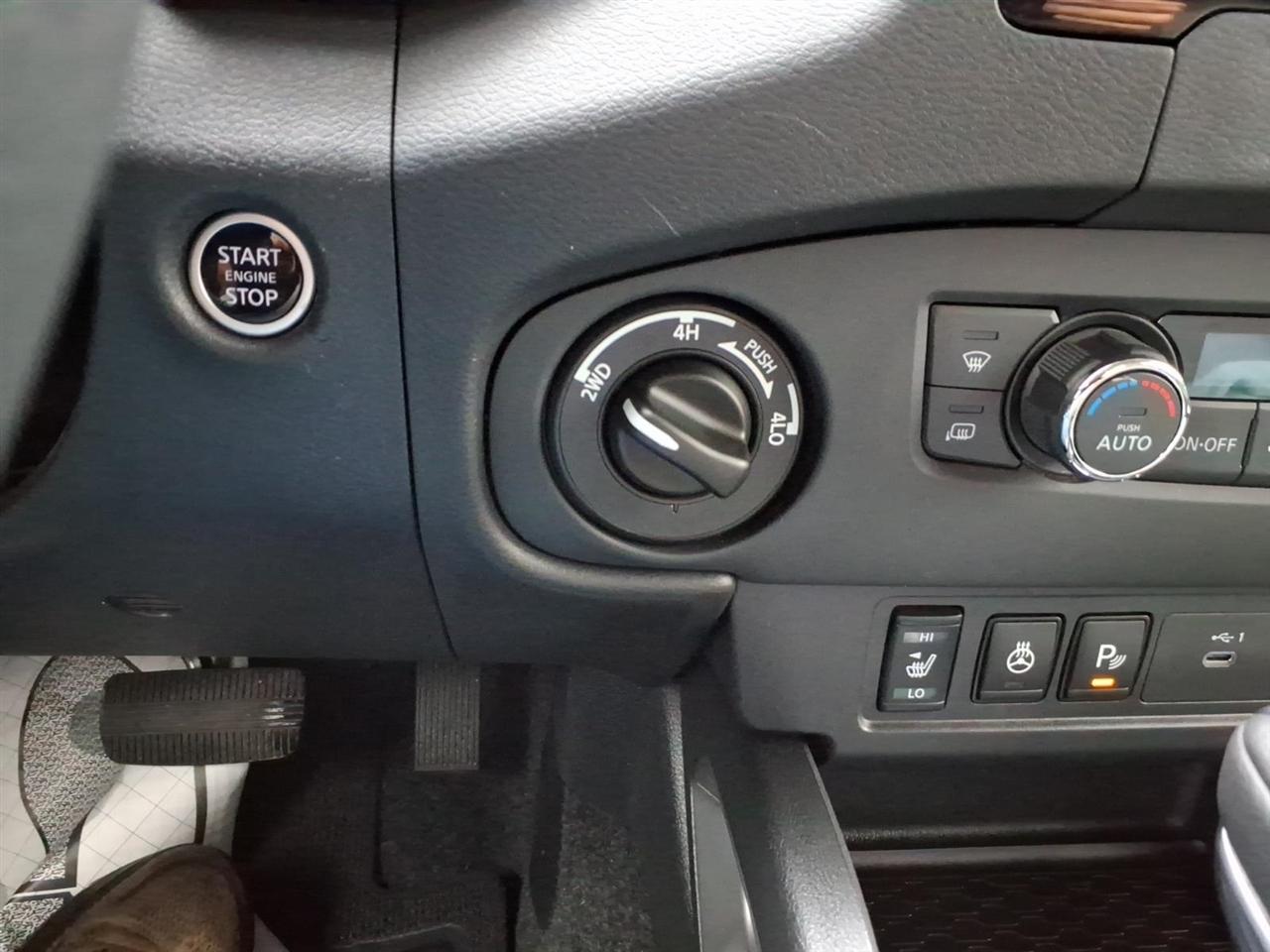 Nissan Frontier Crew Cab 4x4 SV Auto 2023