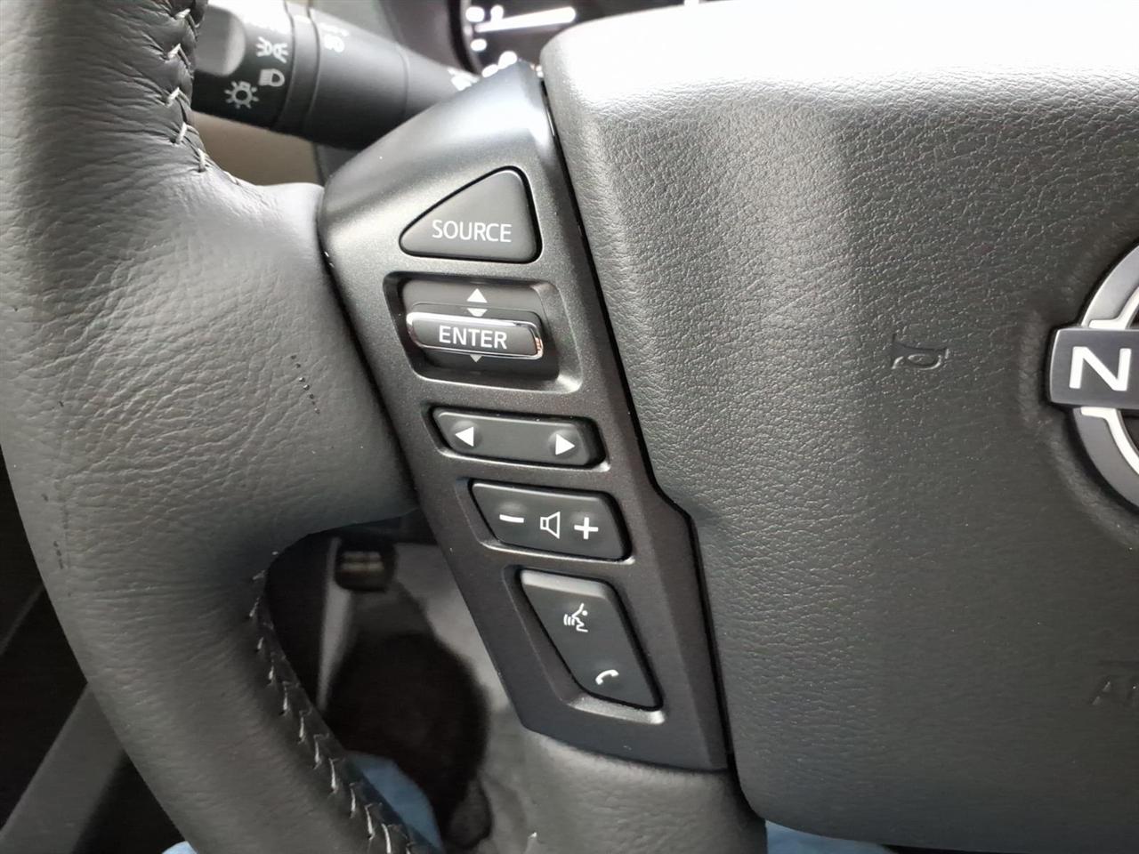 Nissan Frontier Crew Cab 4x4 SV Auto 2023