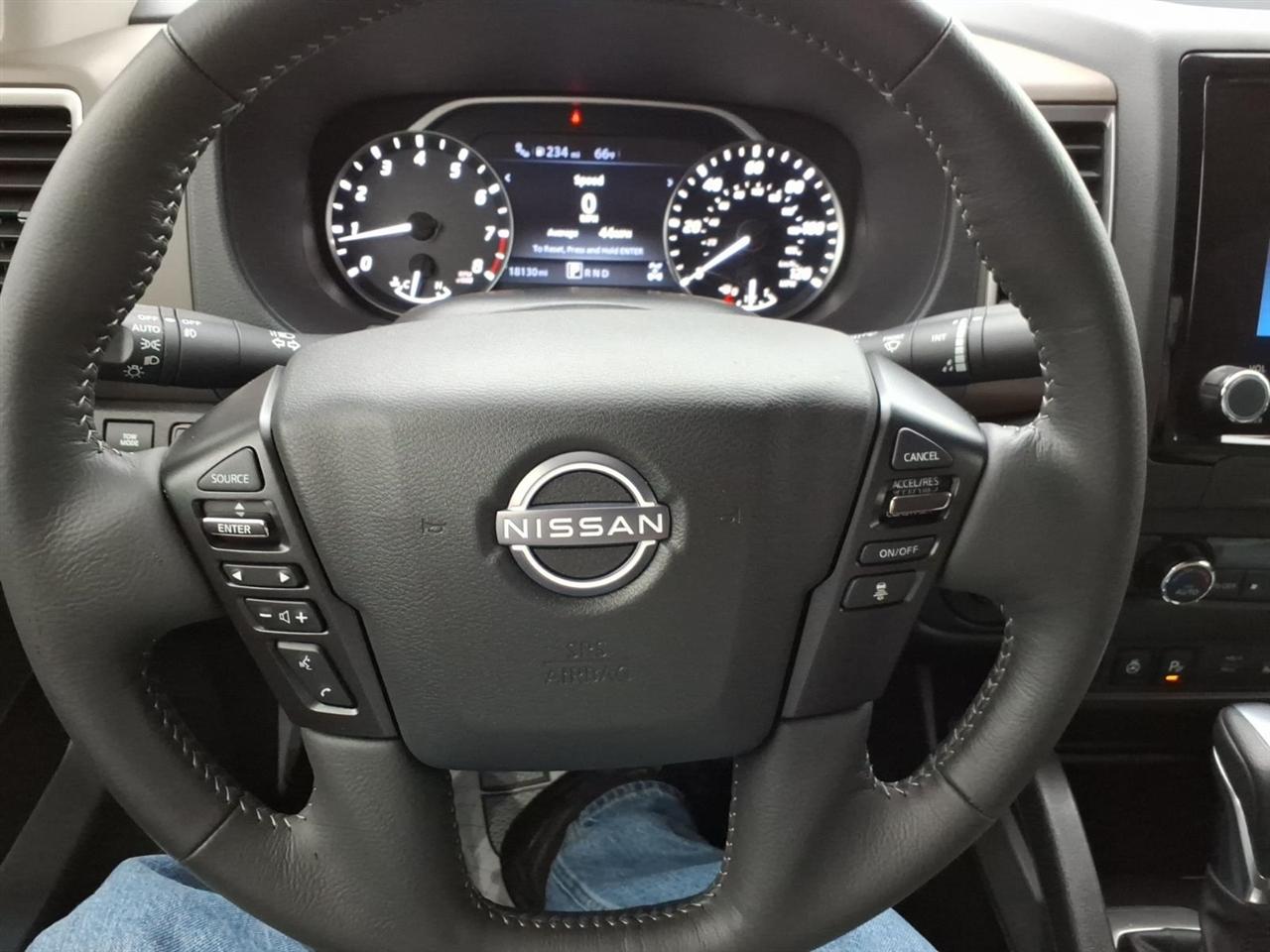 Nissan Frontier Crew Cab 4x4 SV Auto 2023
