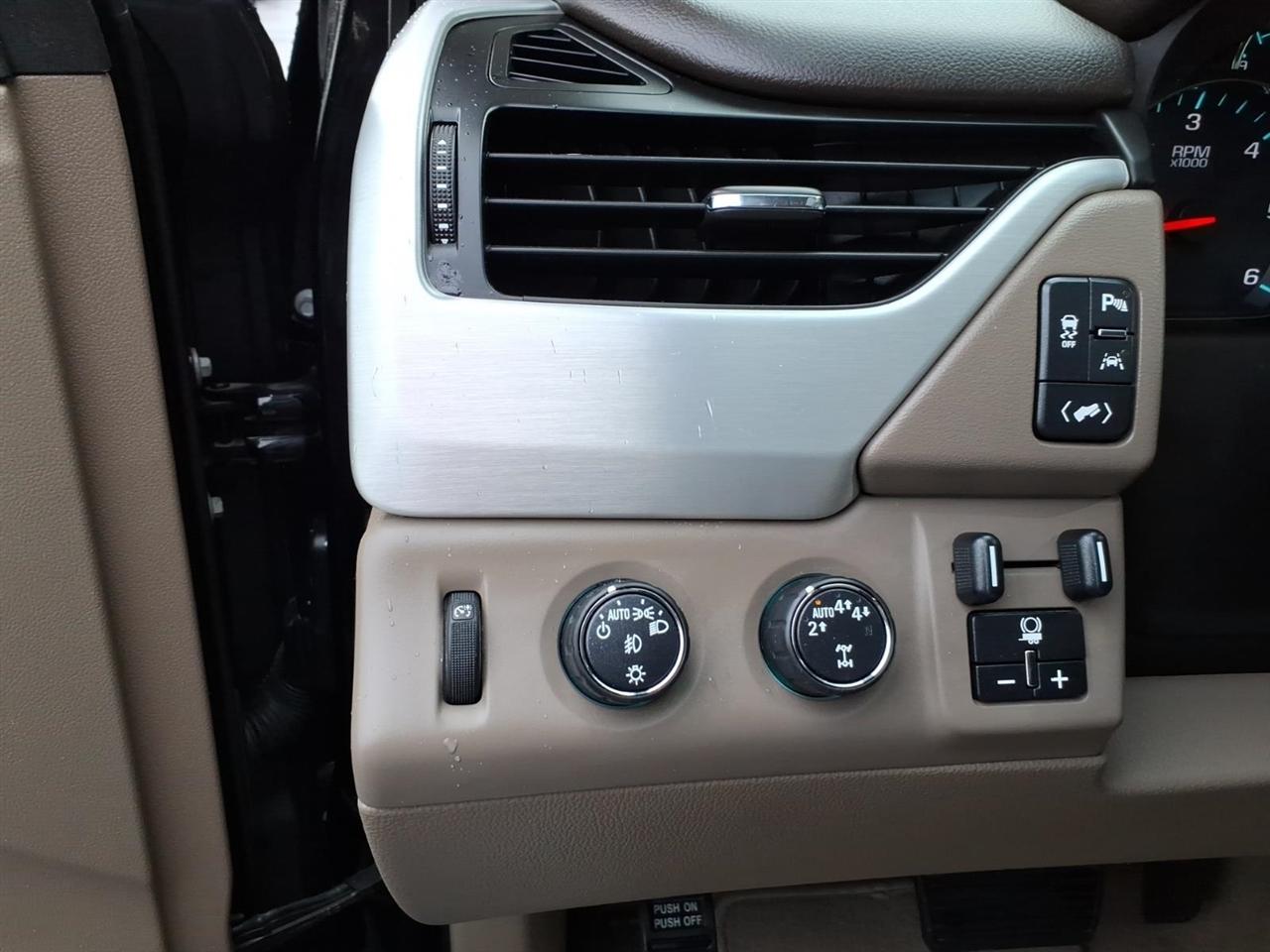 GMC Yukon 4WD 4dr SLT 2019